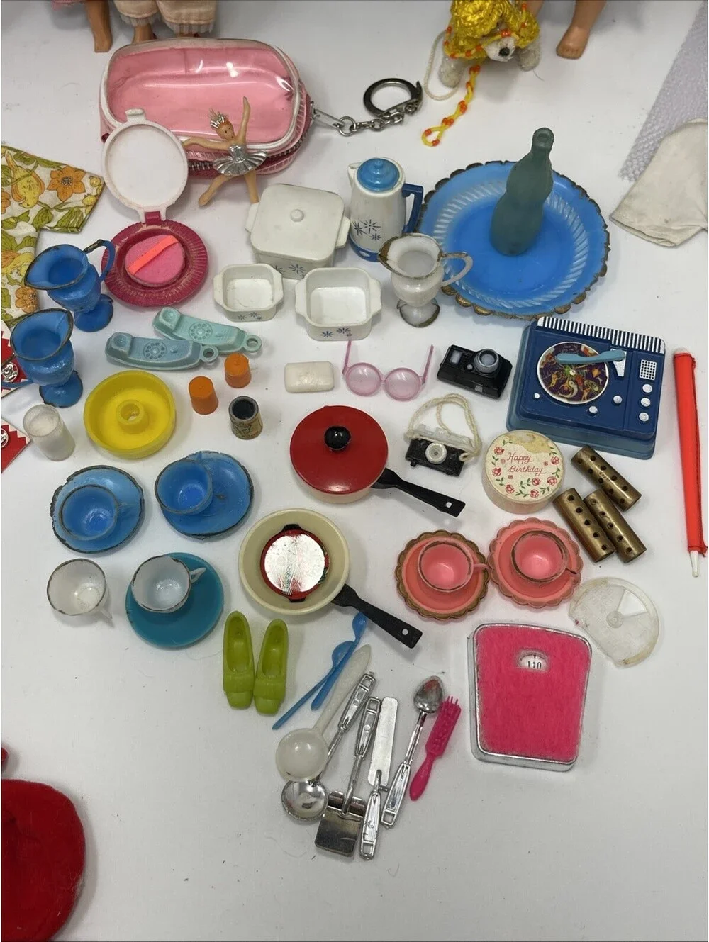 Vintage Barbie Doll Lot 1960s 1970s Mattel Case Clothing Accessories Outfits